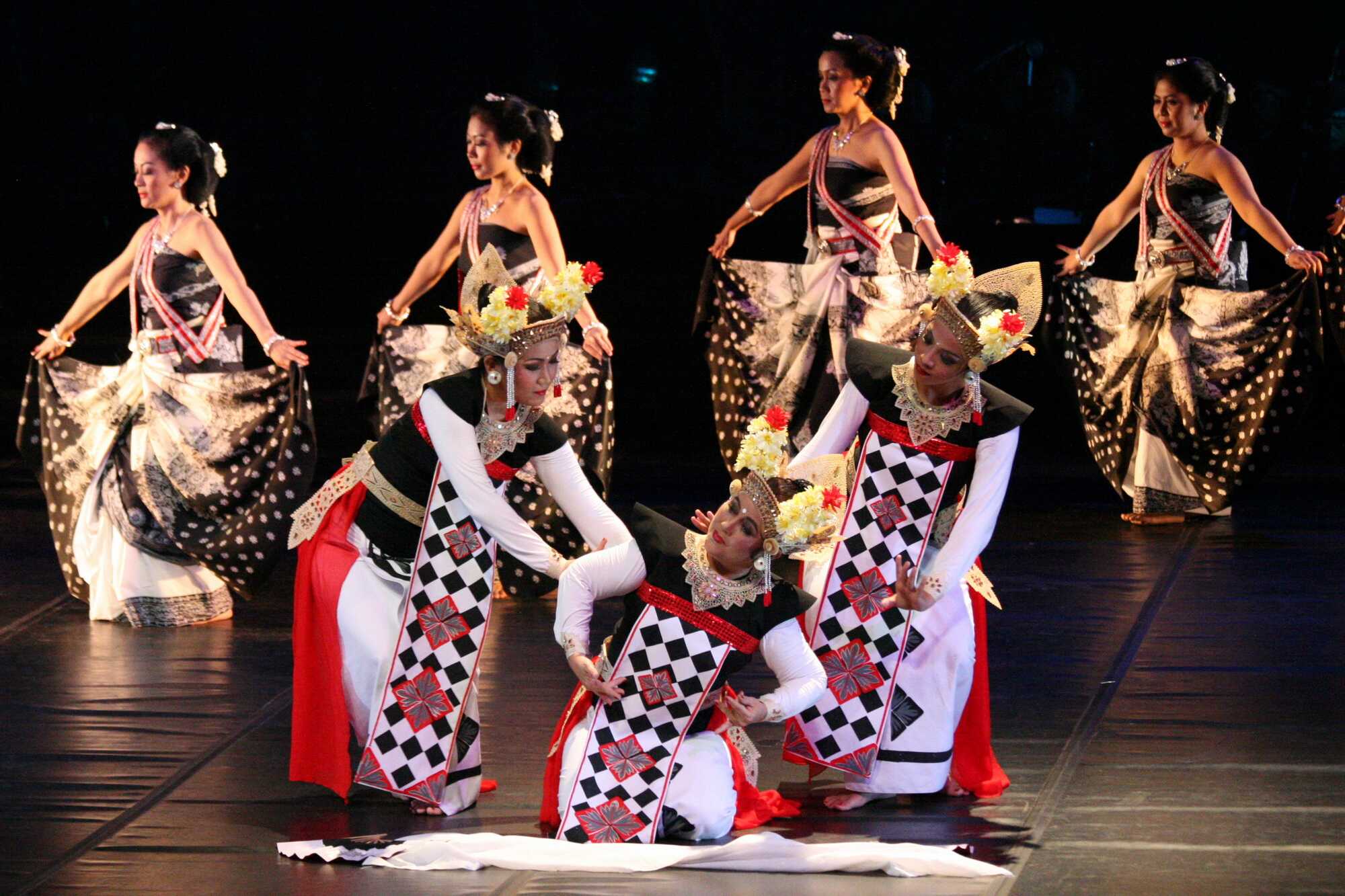 Legong (1)